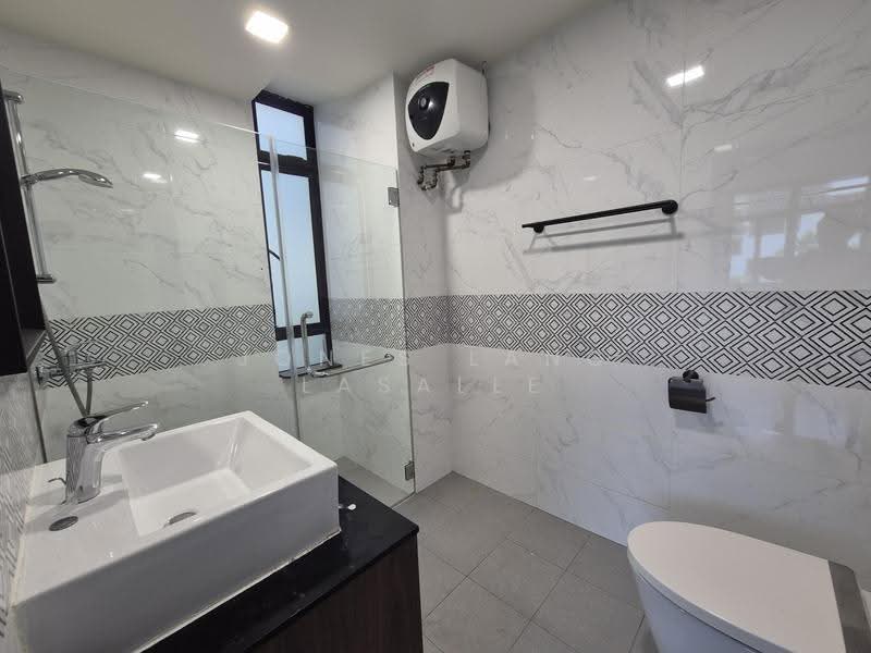 Adam Place, 5B Adam Road, Newton / Novena, 2 Bedrooms, 915 sqft, Apartment For Rent, by Cynthia Wong, 500262689 - Bathroom - PropertyGuru.com.sg