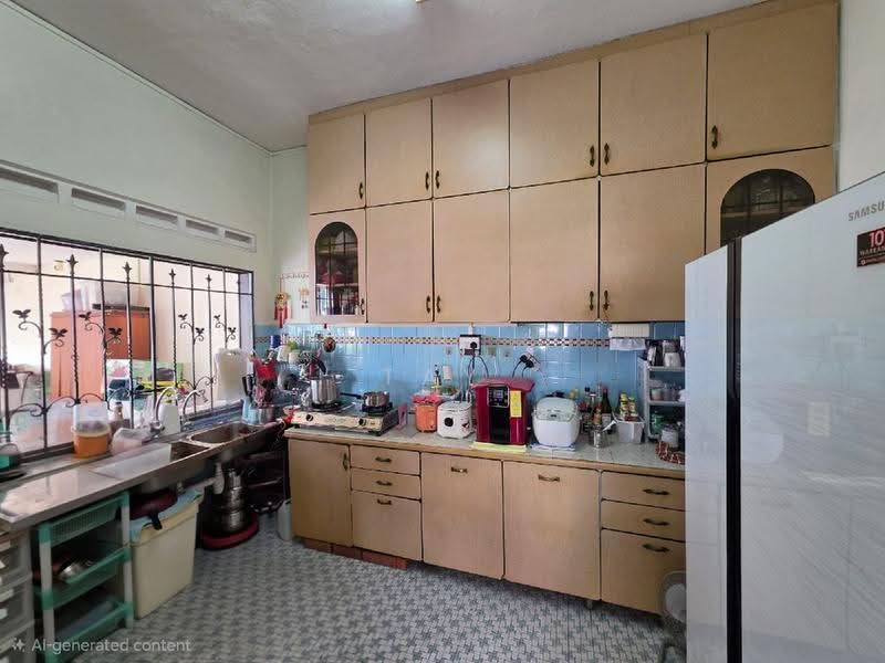 Yong Seng Estate, Jalan Senang, Eunos / Geylang / Paya Lebar, 4 Bedrooms, 2,000 sqft, Corner Terrace For Sale, by Tay Meng Heng, 500262692 - PropertyGuru.com.sg