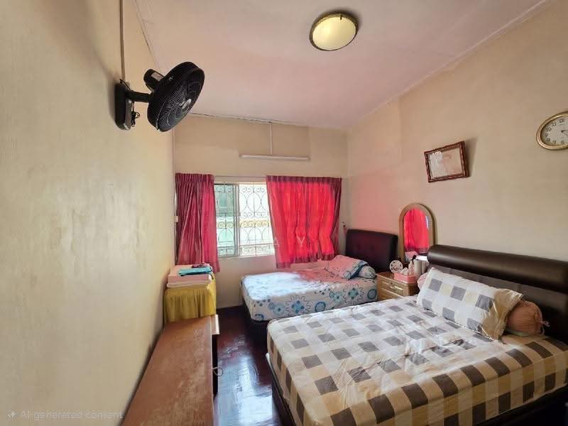 Yong Seng Estate, Jalan Senang, Eunos / Geylang / Paya Lebar, 4 Bedrooms, 2,000 sqft, Corner Terrace For Sale, by Tay Meng Heng, 500262692 - PropertyGuru.com.sg