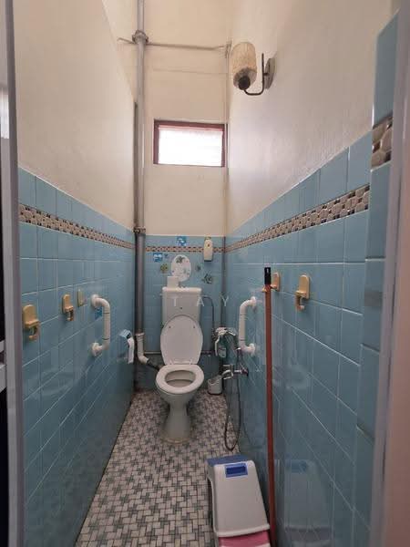 Yong Seng Estate, Jalan Senang, Eunos / Geylang / Paya Lebar, 4 Bedrooms, 2,000 sqft, Corner Terrace For Sale, by Tay Meng Heng, 500262692 - PropertyGuru.com.sg
