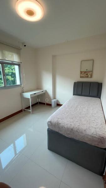 70A Telok Blangah Heights, 70A Telok Blangah Heights, Harbourfront / Telok Blangah, 2 Bedrooms, 700 sqft, HDB Flat For Sale, by Thomas Tong, 500262698 - Bedroom - PropertyGuru.com.sg