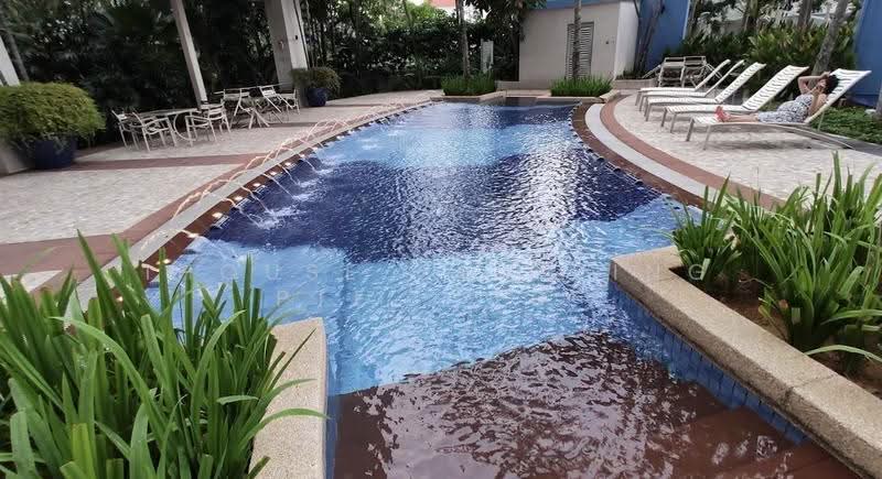 Kerrisdale, 30 Sturdee Road, Farrer Park / Serangoon Rd, Room Rental, 100 sqft, Condominium For Rent, by Bunny, 500262701 - Pool - PropertyGuru.com.sg