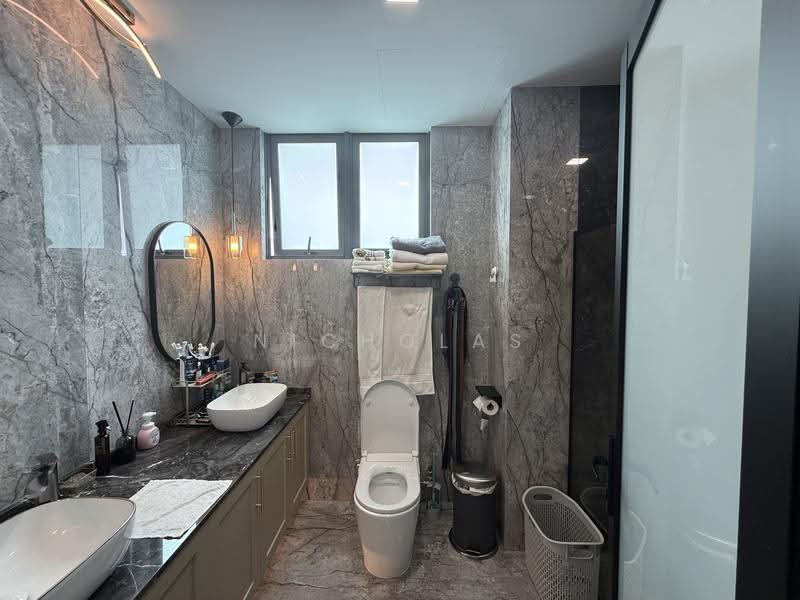 Lentor Villas, Lentor Street, Mandai / Upper Thomson, 5 Bedrooms, 3,900 sqft, Corner Terrace For Sale, by Nicholas Lim, 500262704 - Bathroom - PropertyGuru.com.sg