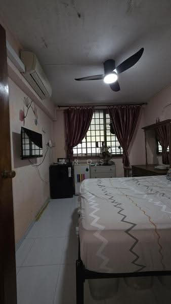 608 Yishun Street 61, 608 Yishun Street 61, Sembawang / Yishun, 4 Bedrooms, 1,421 sqft, HDB Flat For Sale, by Aros Osman, 500262709 - Bedroom - PropertyGuru.com.sg