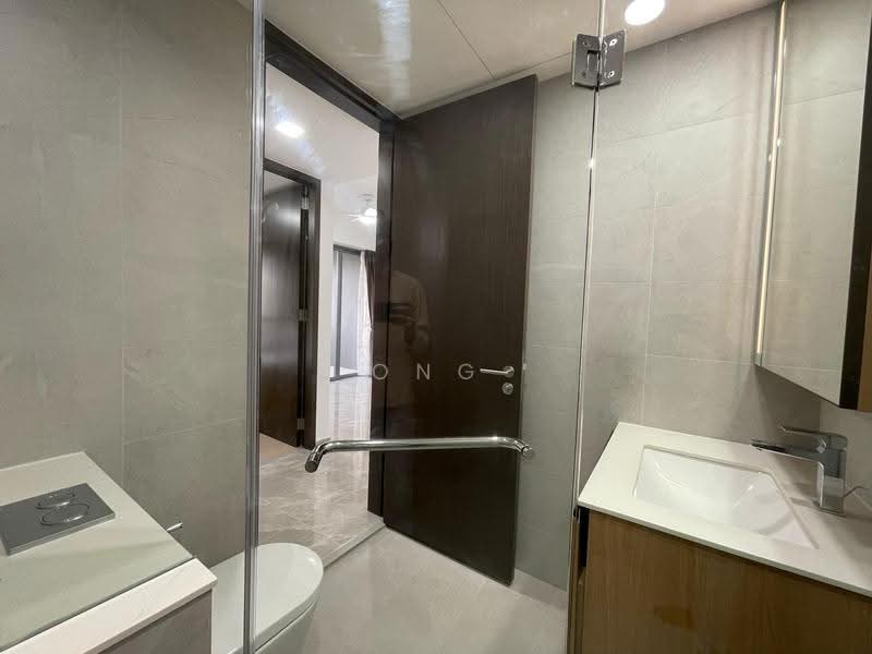 The M, 36 Middle Road, Beach Road / Bugis / Rochor, 2 Bedrooms, 753 sqft, Condominium For Sale, by Ong Beng Yew, 500262712 - Bathroom - PropertyGuru.com.sg