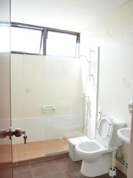 Cashew Park Condo, 52 Cashew Road, Dairy Farm / Bukit Panjang / Choa Chu Kang, Room Rental, 150 sqft, Condominium For Rent, by Erik Wang, 500262724 - Bathroom - PropertyGuru.com.sg