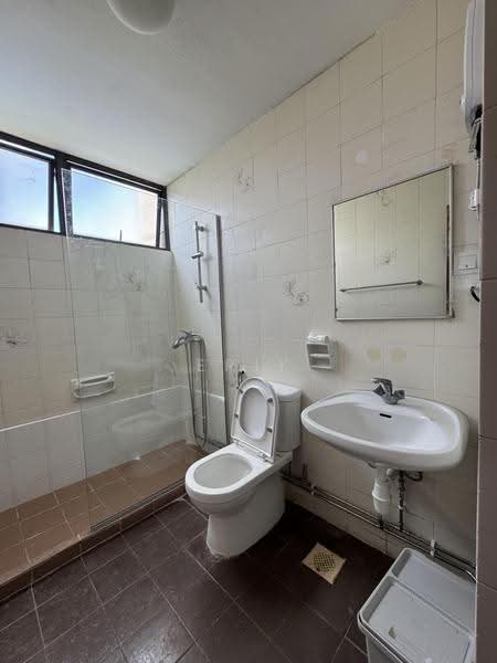 Cashew Park Condo, 52 Cashew Road, Dairy Farm / Bukit Panjang / Choa Chu Kang, Room Rental, 150 sqft, Condominium For Rent, by Erik Wang, 500262724 - Bathroom - PropertyGuru.com.sg