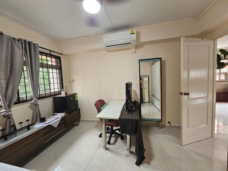 545 Choa Chu Kang Street 52, 545 Choa Chu Kang Street 52, Dairy Farm / Bukit Panjang / Choa Chu Kang, Room Rental, 120 sqft, HDB Flat For Rent, by Lynn Chiam, 500262728 - Study - PropertyGuru.com.sg
