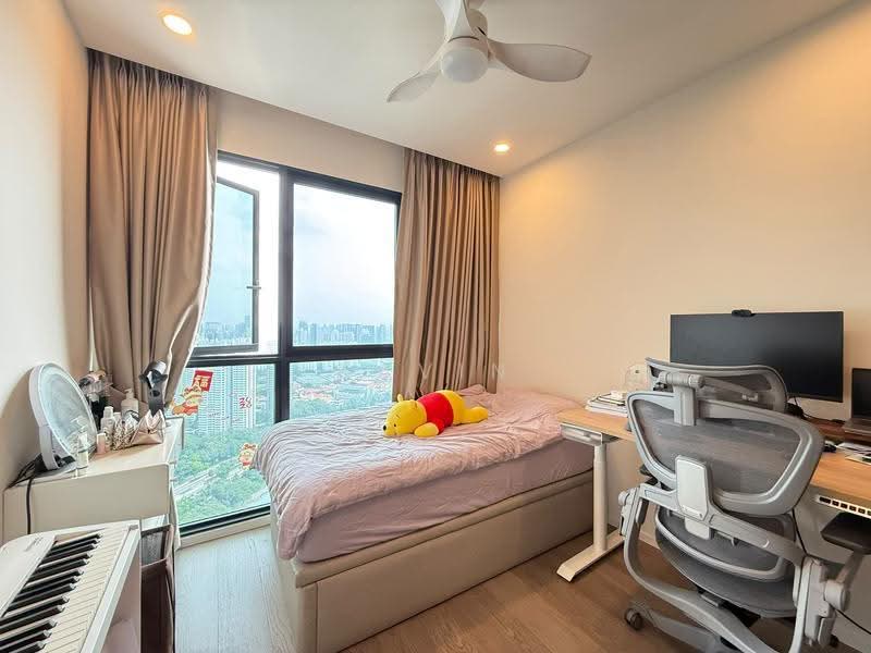 Avenue South Residence, 13 Silat Avenue, Alexandra / Commonwealth, 2 Bedrooms, 657 sqft, Condominium For Sale, by Kavin Kuah, 500262738 - Bedroom - PropertyGuru.com.sg
