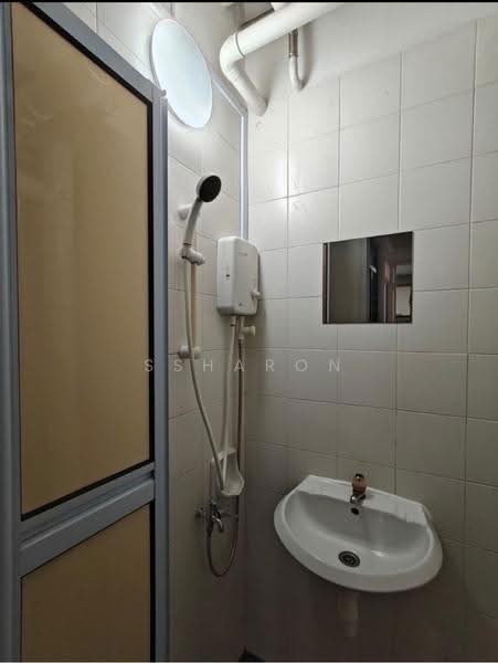 Central Green, 1 Jalan Membina, Alexandra / Commonwealth, 1 Bedroom, , Condominium For Rent, by Ssharon Loh, 500262746 - PropertyGuru.com.sg