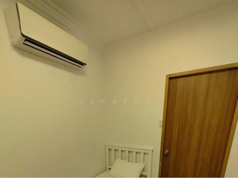 Emerald Park, 2 Indus Road, Alexandra / Commonwealth, 1 Bedroom, , Condominium For Rent, by Ssharon Loh, 500262747 - PropertyGuru.com.sg