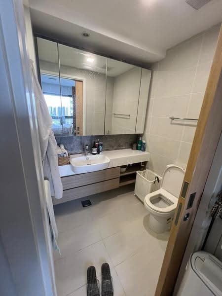 The Lakefront Residences, 48 Lakeside Drive, Boon Lay / Jurong / Tuas, 2 Bedrooms, 775 sqft, Condominium For Sale, by Joanne Low, 500262760 - PropertyGuru.com.sg