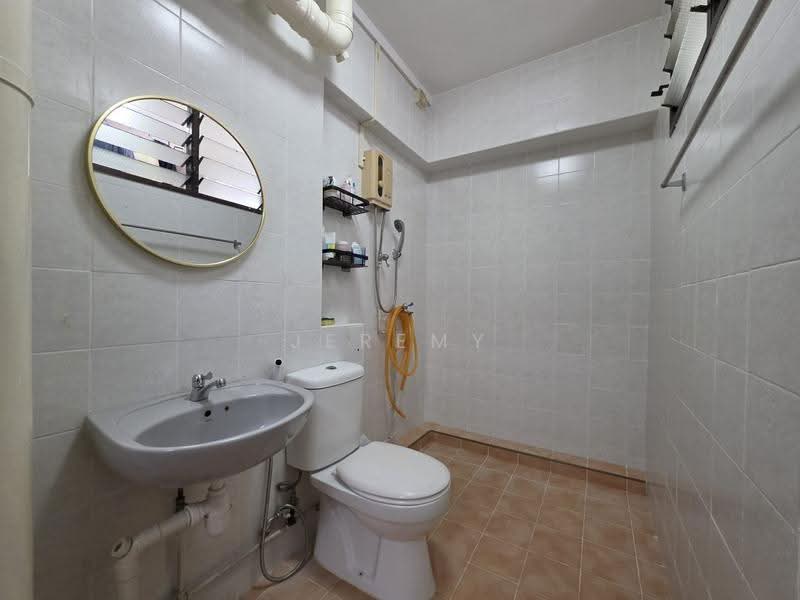 526 Jelapang Road, 526 Jelapang Road, Dairy Farm / Bukit Panjang / Choa Chu Kang, 3 Bedrooms, 1,097 sqft, HDB Flat For Sale, by Jeremy Peh, 500262764 - Bathroom - PropertyGuru.com.sg