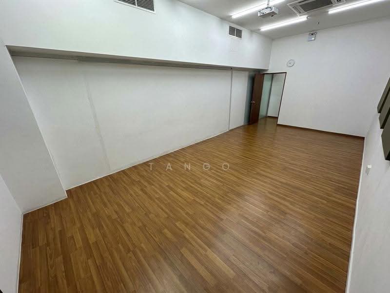 Roxy Square Shopping Centre, 50 East Coast Road, East Coast / Marine Parade, 419 sqft, Other Retail For Rent, by Tango Tan, 500262768 - Interior - CommercialGuru.com.sg