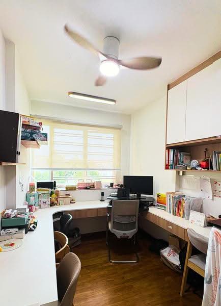 Sunglade, 3 Serangoon Avenue 2, Hougang / Punggol / Sengkang, 3 Bedrooms, 1,152 sqft, Condominium For Rent, by Rachel Lau, 500262791 - Study - PropertyGuru.com.sg