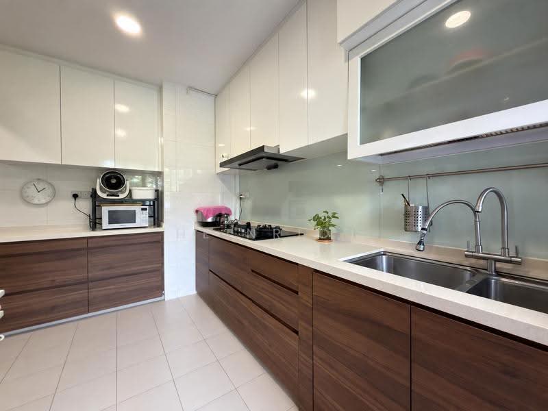 132A Canberra Crescent, 132A Canberra Crescent, Sembawang / Yishun, 3 Bedrooms, 990 sqft, HDB Flat For Sale, by Heinrich Tan (陈少洪), 500262792 - Kitchen - PropertyGuru.com.sg
