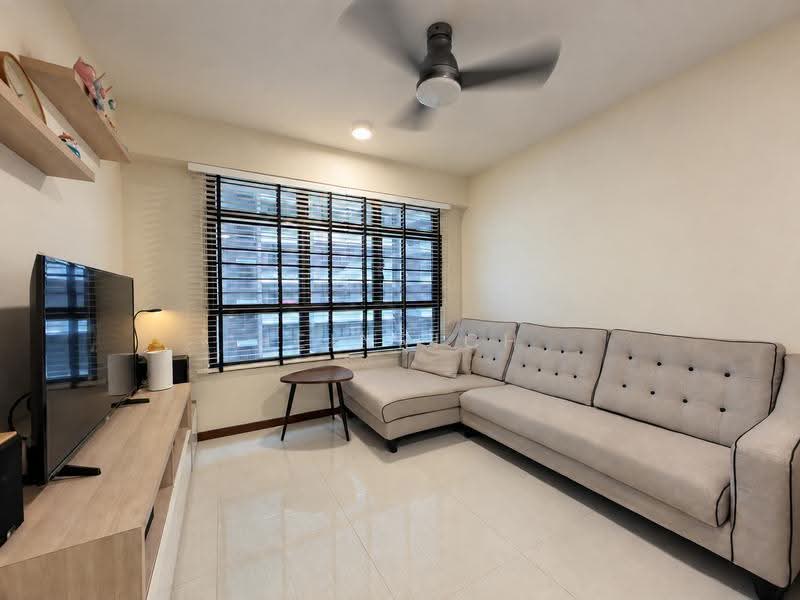 132A Canberra Crescent, 132A Canberra Crescent, Sembawang / Yishun, 3 Bedrooms, 990 sqft, HDB Flat For Sale, by Heinrich Tan (陈少洪), 500262792 - Living Room - PropertyGuru.com.sg