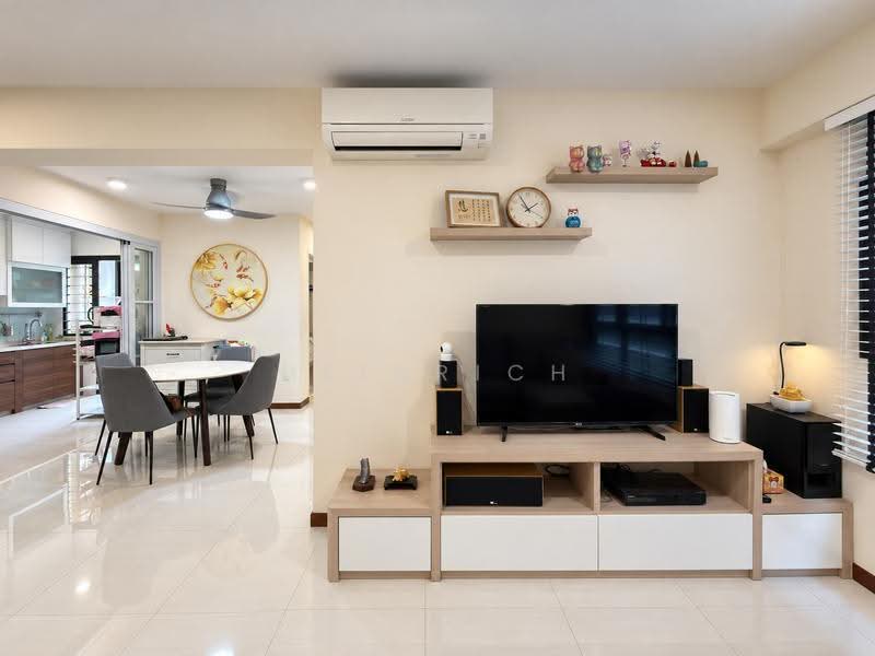 132A Canberra Crescent, 132A Canberra Crescent, Sembawang / Yishun, 3 Bedrooms, 990 sqft, HDB Flat For Sale, by Heinrich Tan (陈少洪), 500262792 - Living Room - PropertyGuru.com.sg