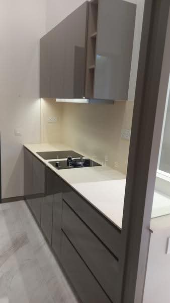 Robin Residences, 1 Robin Drive, Tanglin / Holland / Bukit Timah, 3 Bedrooms, 1,195 sqft, Condominium For Rent, by Joyce Alexius, 500262794 - PropertyGuru.com.sg