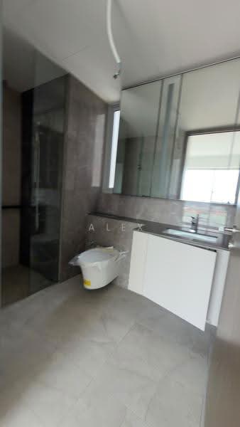 Grand Dunman, 18 Dunman Road, East Coast / Marine Parade, 3 Bedrooms, 958 sqft, Condominium For Rent, by Alex Ang, 500262795 - Bathroom - PropertyGuru.com.sg