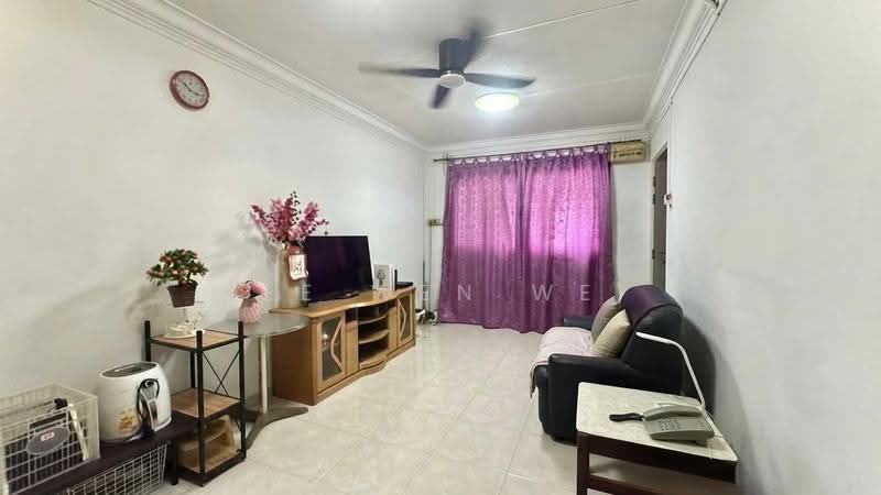 459 Jurong West Street 41, 459 Jurong West Street 41, Boon Lay / Jurong / Tuas, 2 Bedrooms, 786 sqft, HDB Flat For Sale, by Lee Wen Wei Samantha, 500262797 - Living Room - PropertyGuru.com.sg