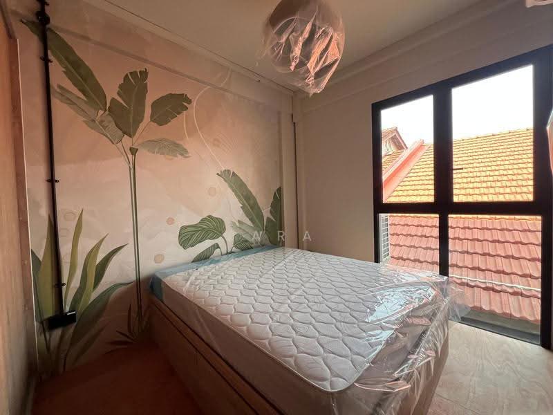 Geylang Road, Geylang Road, Eunos / Geylang / Paya Lebar, 10+ Bedrooms, 5,100 sqft, Conservation House For Rent, by Cara Wong, 500262811 - Bedroom - PropertyGuru.com.sg