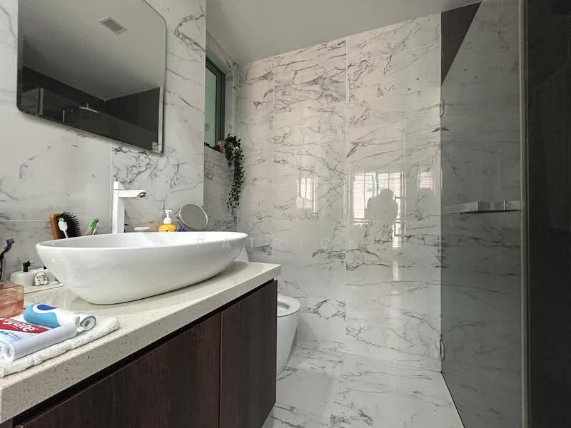 Chantilly Rise, 82 Hillview Avenue, Dairy Farm / Bukit Panjang / Choa Chu Kang, 3 Bedrooms, 1,206 sqft, Condominium For Sale, by Patrick Ang, 500262818 - Bathroom - PropertyGuru.com.sg