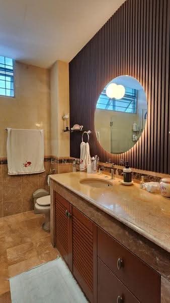 Tai Keng Villas, Jalan Kelichap, Hougang / Punggol / Sengkang, 5 Bedrooms, 3,090 sqft, Corner Terrace For Sale, by Jennifer Leong, 500262822 - Bathroom - PropertyGuru.com.sg