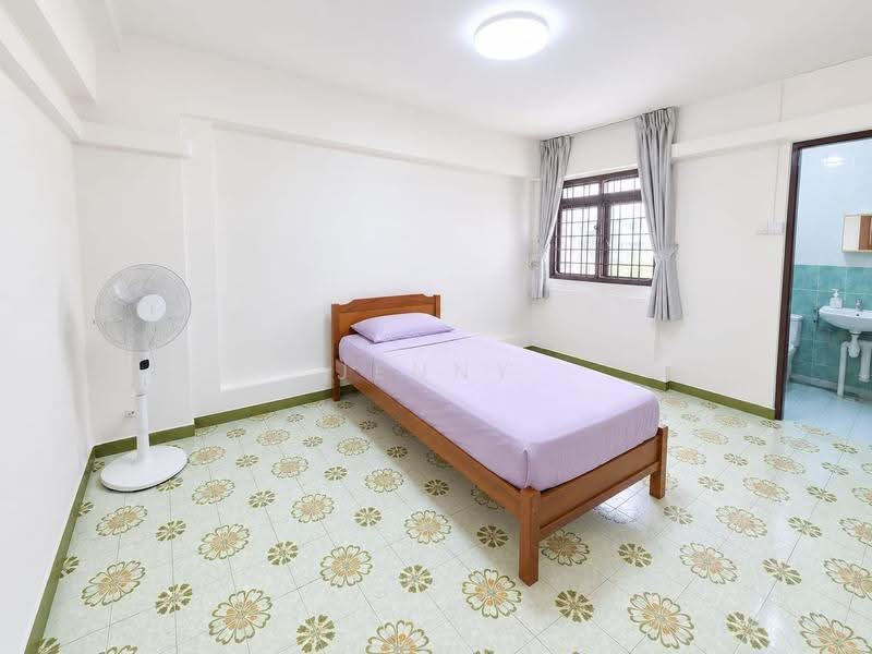 373 Clementi Avenue 4, 373 Clementi Avenue 4, Buona Vista / West Coast / Clementi New Town, 3 Bedrooms, 980 sqft, HDB Flat For Rent, by Jenny Lum, 500262823 - Bedroom - PropertyGuru.com.sg