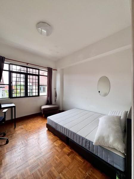 St Patrick's Court, 27 St. Patrick'S Road, East Coast / Marine Parade, 2 Bedrooms, 980 sqft, Apartment For Rent, by Terence Tee (郑志翔), 500262827 - Bedroom - PropertyGuru.com.sg