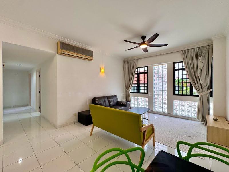 St Patrick's Court, 27A St. Patrick's Road, East Coast / Marine Parade, 2 Bedrooms, 980 sqft, Apartment For Rent, by Terence Tee (郑志翔), 500262827 - Living Room - PropertyGuru.com.sg