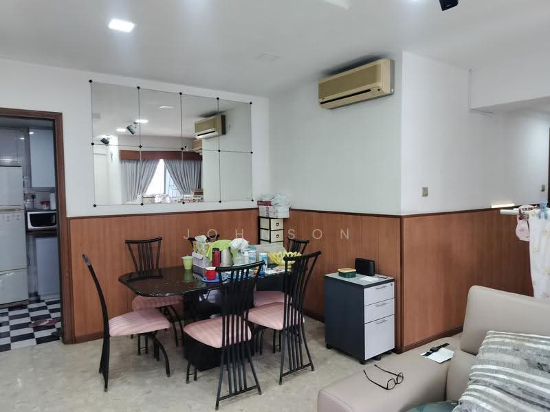 The Florida, 76 Hougang Avenue 7, Hougang / Punggol / Sengkang, 3 Bedrooms, 1,292 sqft, Condominium For Sale, by Johnson Ng, 500262830 - Dining Room - PropertyGuru.com.sg