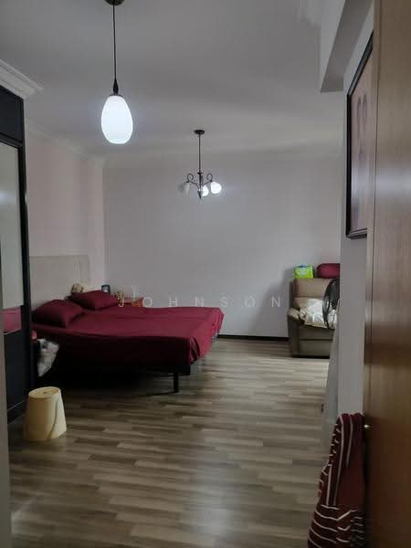 The Florida, 76 Hougang Avenue 7, Hougang / Punggol / Sengkang, 3 Bedrooms, 1,292 sqft, Condominium For Sale, by Johnson Ng, 500262830 - Bedroom - PropertyGuru.com.sg