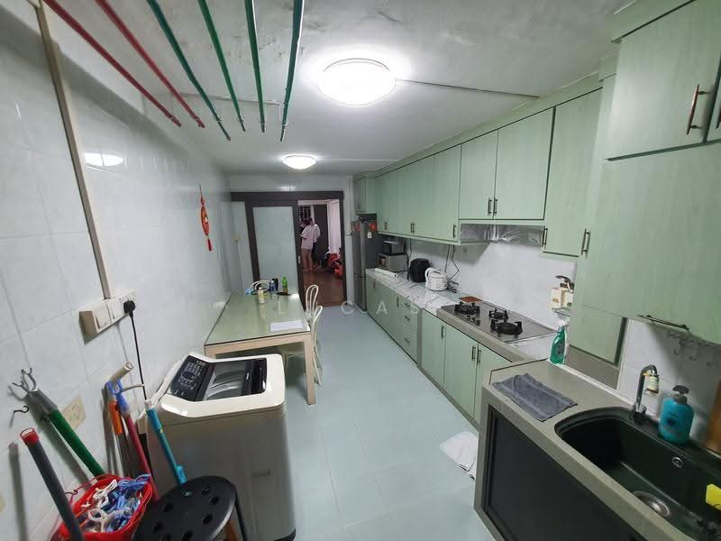 465 Ang Mo Kio Avenue 10, 465 Ang Mo Kio Avenue 10, Ang Mo Kio / Bishan / Thomson, 2 Bedrooms, 731 sqft, HDB Flat For Sale, by Lucas Lim, 500262840 - Kitchen - PropertyGuru.com.sg