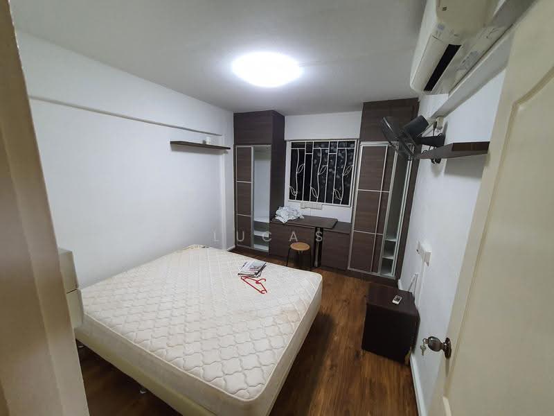 465 Ang Mo Kio Avenue 10, 465 Ang Mo Kio Avenue 10, Ang Mo Kio / Bishan / Thomson, 2 Bedrooms, 731 sqft, HDB Flat For Sale, by Lucas Lim, 500262840 - Bedroom - PropertyGuru.com.sg