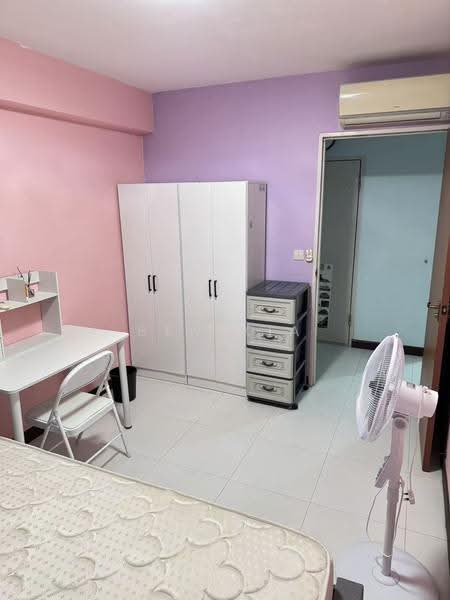 209B Punggol Place, 209B Punggol Place, Hougang / Punggol / Sengkang, Room Rental, 120 sqft, HDB Flat For Rent, by Ben XIA 夏天鹏, 500262853 - Bedroom - PropertyGuru.com.sg