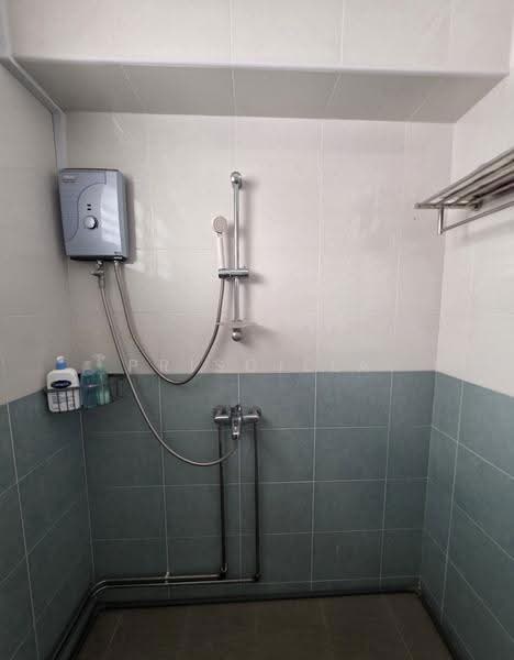 491C Tampines Street 45, 491C Tampines Street 45, Pasir Ris / Tampines, 4 Bedrooms, 1,313 sqft, HDB Flat For Sale, by Priscilla Low, 500262910 - Bathroom - PropertyGuru.com.sg