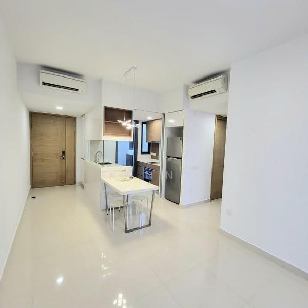 Coco Palms, 15 Pasir Ris Grove, Pasir Ris / Tampines, 2 Bedrooms, 743 sqft, Condominium For Rent, by Kenny Toh, 500262914 - PropertyGuru.com.sg