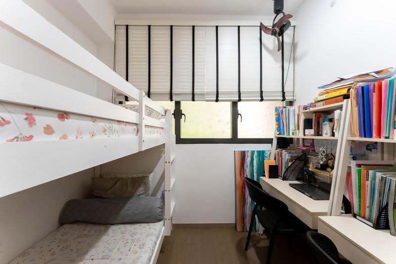 Penrose, 30 Sims Drive, Eunos / Geylang / Paya Lebar, 2 Bedrooms, 710 sqft, Condominium For Sale, by Zach Tan, 500262926 - Bedroom - PropertyGuru.com.sg