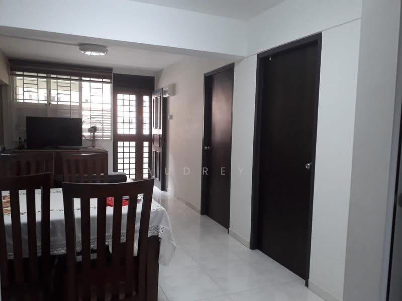 2 Holland Avenue, 2 Holland Avenue, Tanglin / Holland / Bukit Timah, 2 Bedrooms, 699 sqft, HDB Flat For Rent, by Audrey Chua, 500262929 - Living Room - PropertyGuru.com.sg
