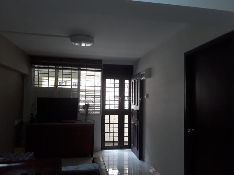 2 Holland Avenue, 2 Holland Avenue, Tanglin / Holland / Bukit Timah, 2 Bedrooms, 699 sqft, HDB Flat For Rent, by Audrey Chua, 500262929 - Living Room - PropertyGuru.com.sg
