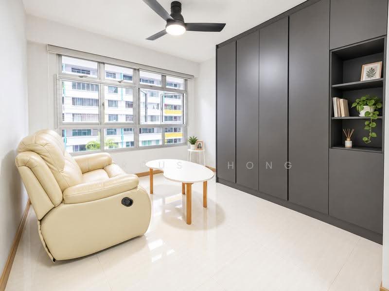 153A Bedok South Road, 153A Bedok South Road, Bedok / Upper East Coast, 3 Bedrooms, 1,001 sqft, HDB Flat For Sale, by Marcus Chong, 500262933 - Living Room - PropertyGuru.com.sg