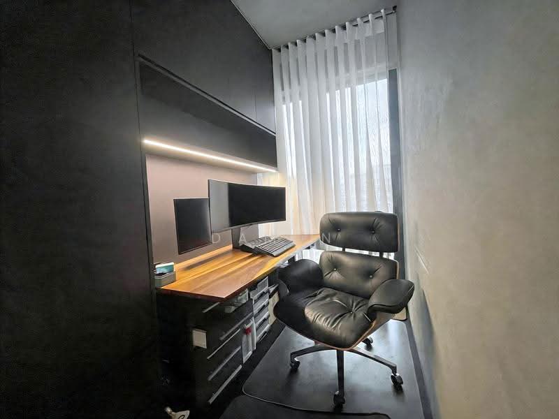 Coco Palms, 19 Pasir Ris Grove, Pasir Ris / Tampines, 5 Bedrooms, 2,928 sqft, Condominium For Sale, by Damon Chua, 500262938 - Study - PropertyGuru.com.sg