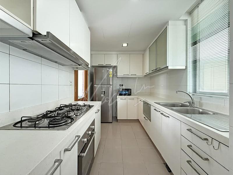 Caribbean at Keppel Bay, 46 Keppel Bay Drive, Harbourfront / Telok Blangah, 3 Bedrooms, 1,335 sqft, Condominium For Rent, by Nicole Lim, 500262950 - Kitchen - PropertyGuru.com.sg