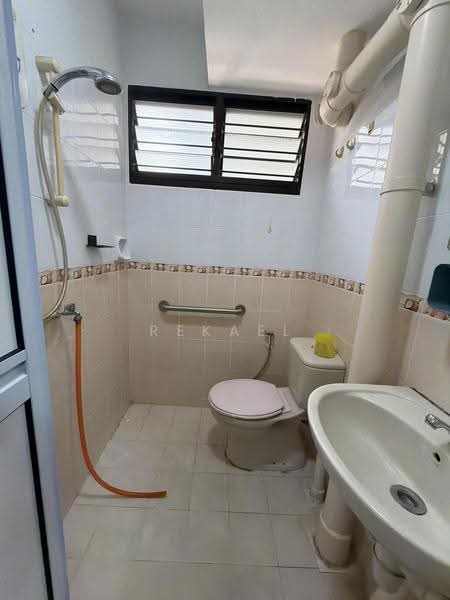 515 Bedok North Avenue 2, 515 Bedok North Avenue 2, Bedok / Upper East Coast, Room Rental, 721 sqft, HDB Flat For Rent, by Rekael Das, 500262956 - PropertyGuru.com.sg