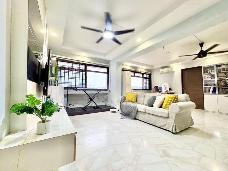 192 Bukit Batok West Avenue 6, 192 Bukit Batok West Avenue 6, Dairy Farm / Bukit Panjang / Choa Chu Kang, 4 Bedrooms, 1,292 sqft, HDB Flat For Sale, by Stella Ng, 500262967 - Living Room - PropertyGuru.com.sg