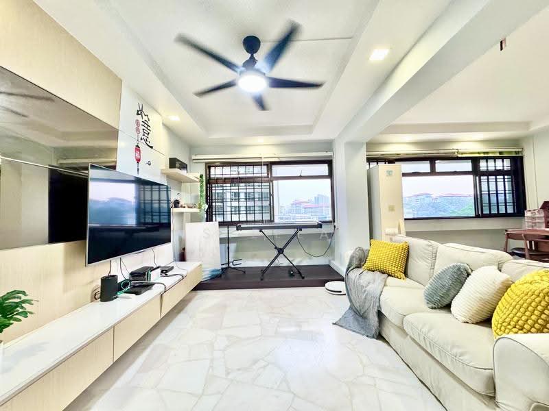192 Bukit Batok West Avenue 6, 192 Bukit Batok West Avenue 6, Dairy Farm / Bukit Panjang / Choa Chu Kang, 4 Bedrooms, 1,292 sqft, HDB Flat For Sale, by Stella Ng, 500262967 - Living Room - PropertyGuru.com.sg