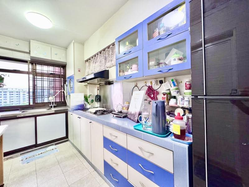 192 Bukit Batok West Avenue 6, 192 Bukit Batok West Avenue 6, Dairy Farm / Bukit Panjang / Choa Chu Kang, 4 Bedrooms, 1,292 sqft, HDB Flat For Sale, by Stella Ng, 500262967 - Kitchen - PropertyGuru.com.sg