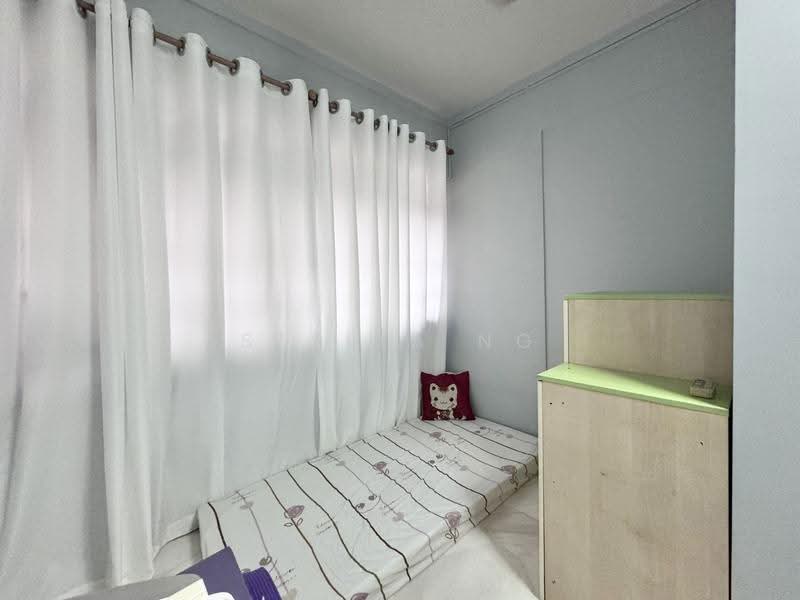 192 Bukit Batok West Avenue 6, 192 Bukit Batok West Avenue 6, Dairy Farm / Bukit Panjang / Choa Chu Kang, 4 Bedrooms, 1,292 sqft, HDB Flat For Sale, by Stella Ng, 500262967 - Bedroom - PropertyGuru.com.sg