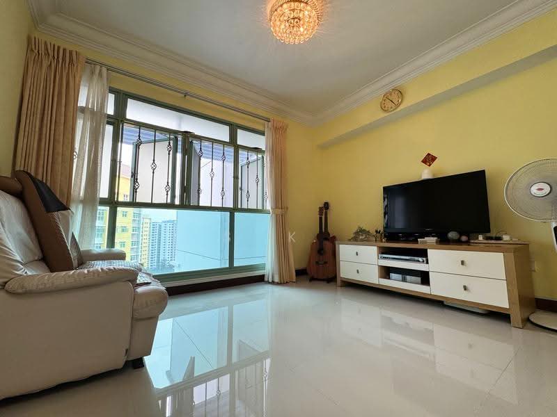 642B Punggol Drive, 642B Punggol Drive, Hougang / Punggol / Sengkang, 3 Bedrooms, 980 sqft, HDB Flat For Sale, by S. K. Yeo 杨顺锦, 500262971 - Living Room - PropertyGuru.com.sg
